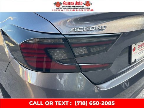 Used 2018 Honda Accord LX image 29
