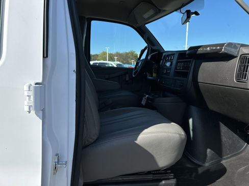 New 2025 Chevrolet Express 2500 w/ Driver Convenience Package image 15