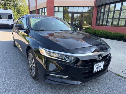 Used 2018 Honda Accord EX-L image 9