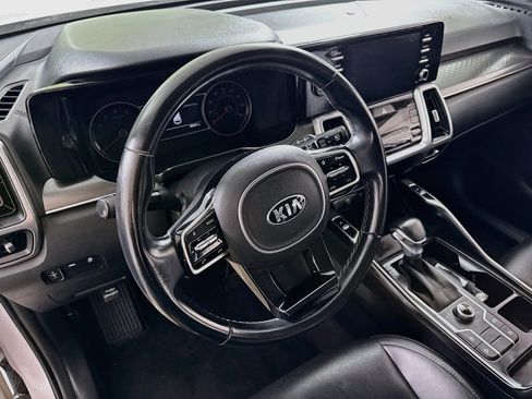 Used 2021 Kia Sorento S w/ Panoramic Sunroof Package AWD/4WD image 13