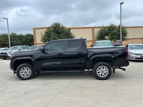 Used 2024 Toyota Tacoma SR5 RWD image 5