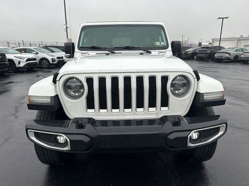 Used 2019 Jeep Wrangler Unlimited Sahara image 7