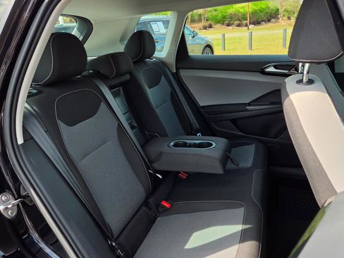 Used 2024 Volkswagen Taos S image 51