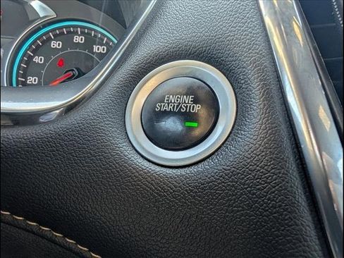 Used 2023 Chevrolet Traverse LT w/ LPO, Floor Liner Package image 9