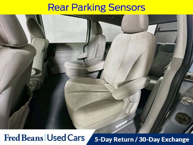 Used 2012 Kia Sedona LX w/ PWR Pkg FWD image 27