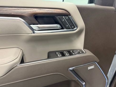 New 2026 GMC Sierra 1500 SLT w/ SLT Premium Plus Package image 14