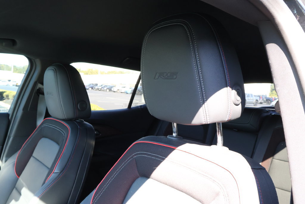 Used 2024 Chevrolet Equinox EV RS AWD/4WD image 9
