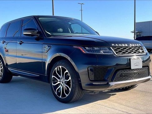 Used 2018 Land Rover Range Rover Sport HSE image 3