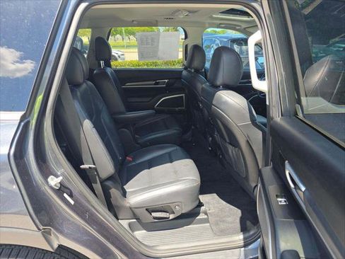 Used 2020 Kia Telluride S FWD image 19