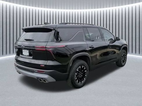 Certified 2024 Chevrolet Traverse Z71 w/ LPO, Floor Liner Package AWD/4WD image 5