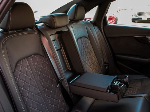 Used 2022 Audi S4 Premium image 35