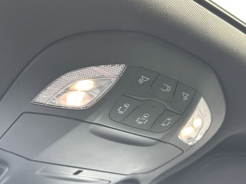 New 2026 Chrysler Pacifica Limited w/ Uconnect Theater Family Group image 14