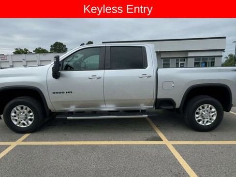 Used 2020 Chevrolet Silverado 3500 LT w/ Convenience Package AWD/4WD image 5