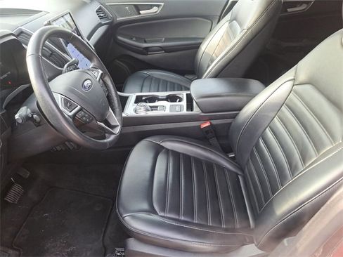 Used 2024 Ford Edge SEL image 23