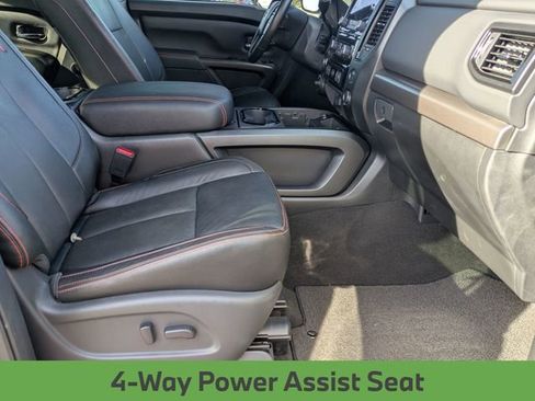 Used 2020 Nissan Titan PRO-4X w/ Pro-4x Convenience Package image 32