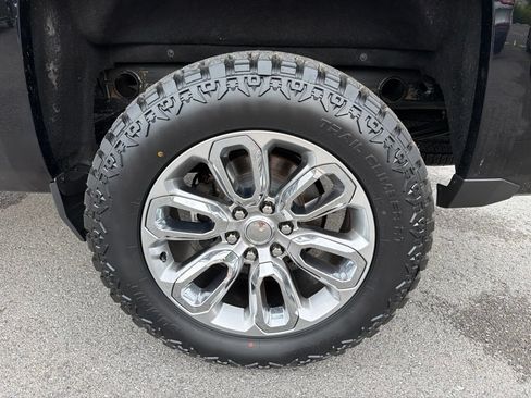 Used 2017 Chevrolet Silverado 1500 LT w/ All Star Edition RWD image 12