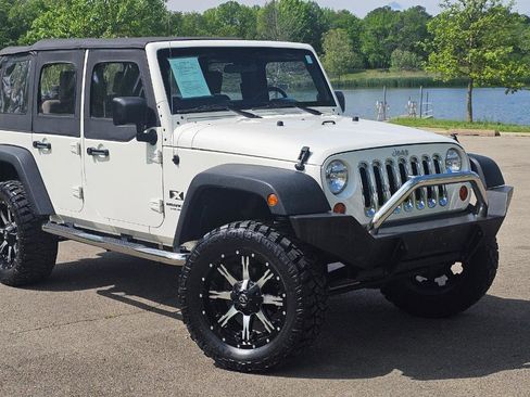 Used 2008 Jeep Wrangler Unlimited X AWD/4WD image 2