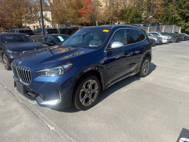 Used 2023 BMW X1 xDrive28i w/ Convenience Package AWD/4WD image 1