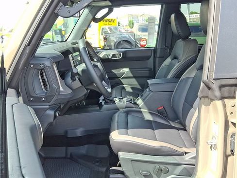 Used 2026 Ford Bronco Outer Banks AWD/4WD image 10