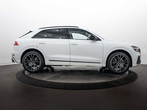 Used 2020 Audi SQ8 Premium Plus w/ Driver Assistance Package AWD/4WD image 3