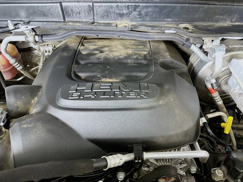 Used 2022 RAM 2500 Big Horn image 32