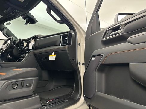 New 2026 GMC Sierra 2500 AT4 w/ AT4 Premium Plus Package image 35