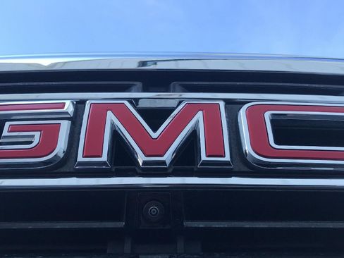 Used 2026 GMC Acadia Elevation w/ Elevation Premium Package AWD/4WD image 26