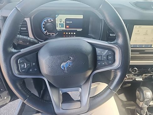 Used 2021 Ford Bronco Big Bend w/ Sasquatch Package AWD/4WD image 22