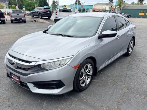 Used 2018 Honda Civic LX image 3