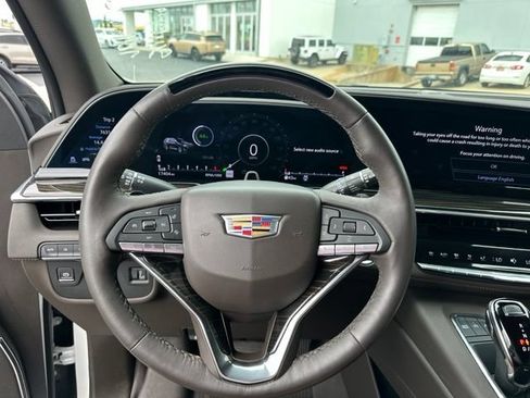 Certified 2024 Cadillac Escalade Premium Luxury AWD/4WD image 10