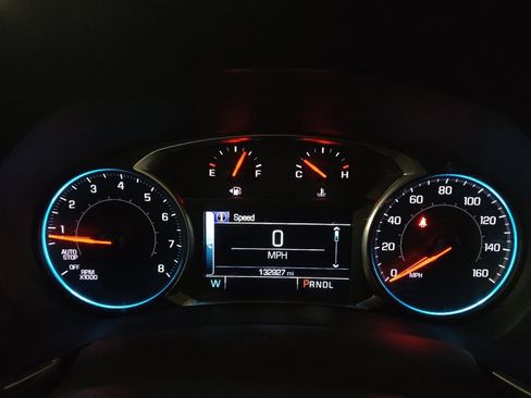 Used 2018 Chevrolet Equinox LT w/ Sun & Infotainment Package image 23