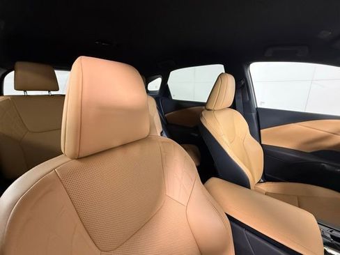 Used 2025 Lexus RX 350 FWD w/ Technology Package image 34