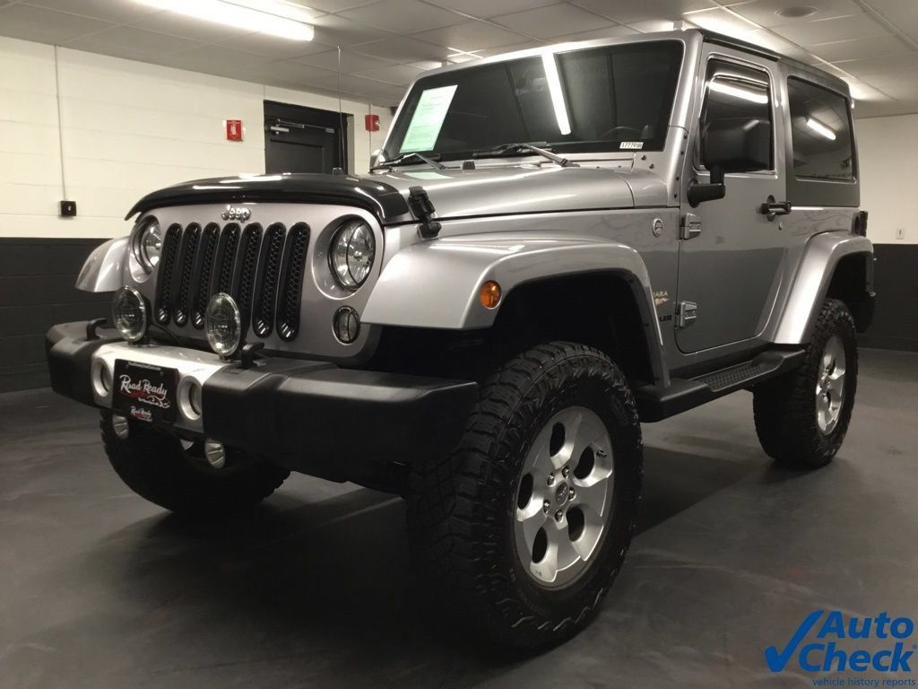Used 2014 Jeep Wrangler Sahara w/ Dual Top Group AWD/4WD image 5