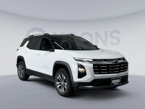 New 2026 Chevrolet Equinox LT image 18