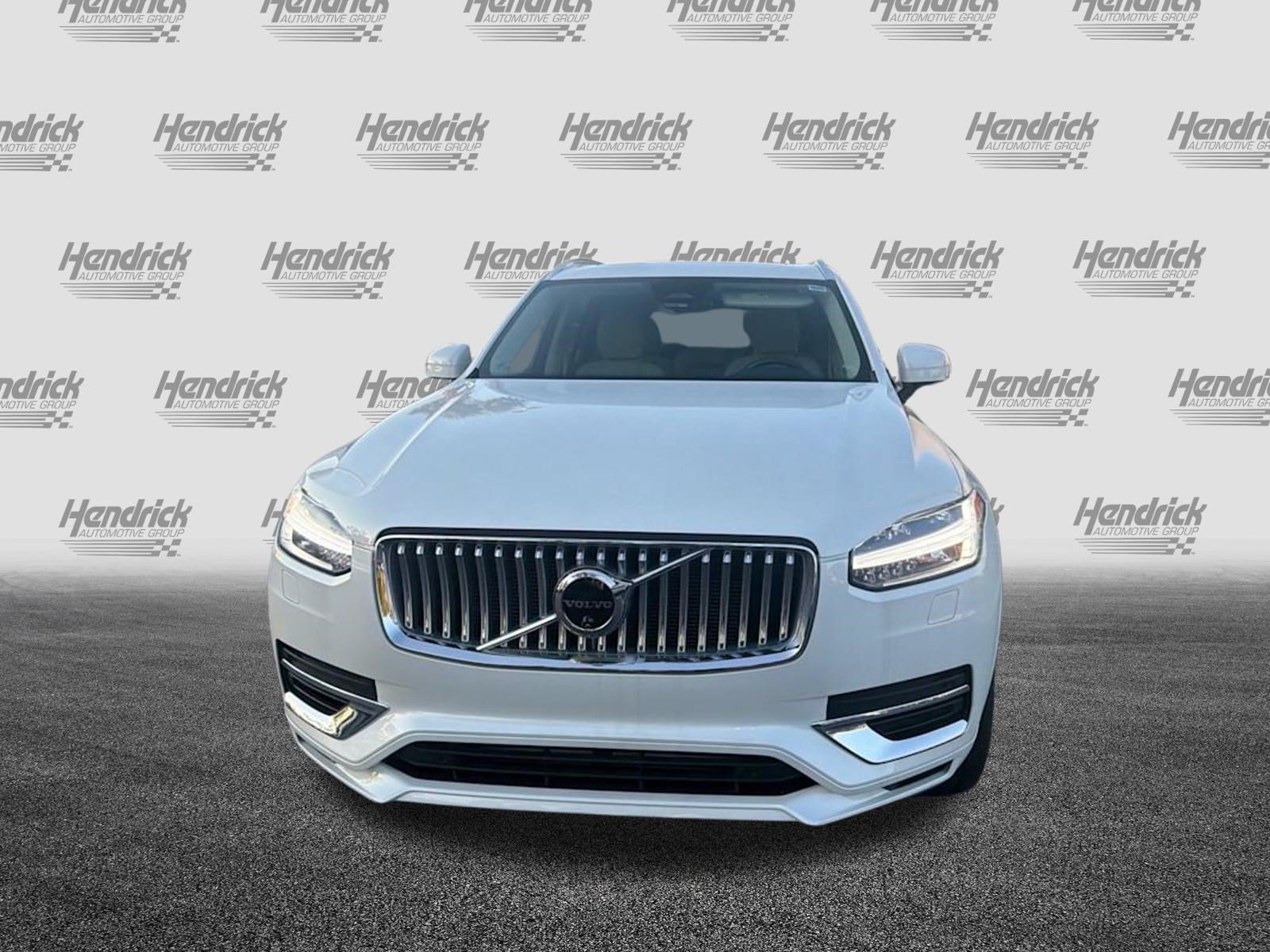 Used 2024 Volvo XC90 T8 Plus w/ Protection Package Premier AWD/4WD image 6
