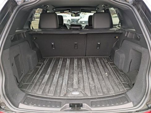 Used 2025 Land Rover Discovery Sport Dynamic SE image 16