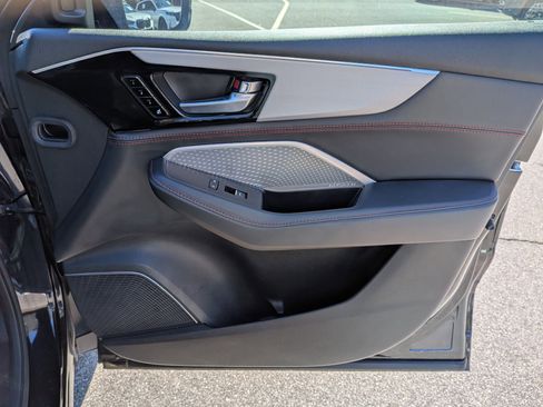 Used 2023 Acura MDX A-Spec image 38