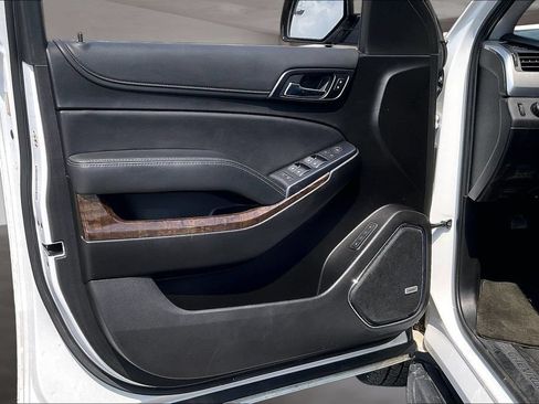 Used 2019 Chevrolet Tahoe LT AWD/4WD image 19