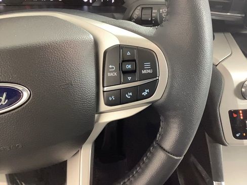 Used 2022 Ford Explorer XLT w/ Equipment Group 202A image 23