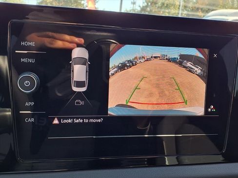 Used 2025 Volkswagen Jetta Sport image 18