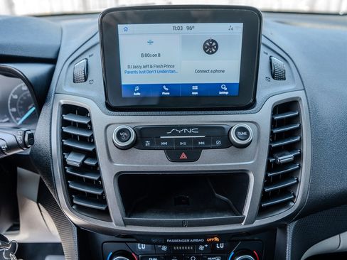 Used 2019 Ford Transit Connect XLT image 20