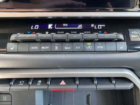 Certified 2025 Toyota Sequoia 4WD image 10