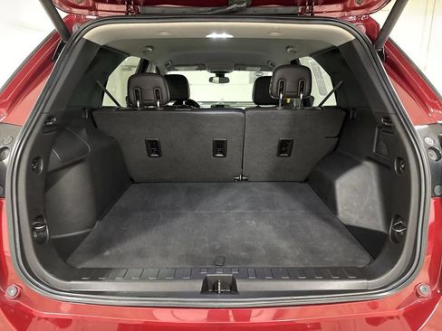 Used 2020 Chevrolet Equinox Premier AWD/4WD image 23