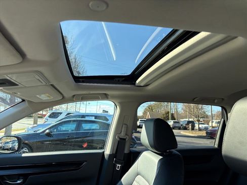 Used 2023 Honda CR-V EX-L image 11