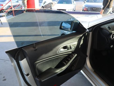 Used 2018 Mercedes-Benz CLA 250 image 12