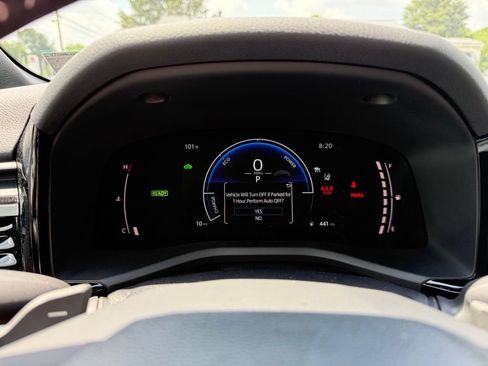 Used 2026 Toyota Camry SE w/ Convenience Package FWD image 11
