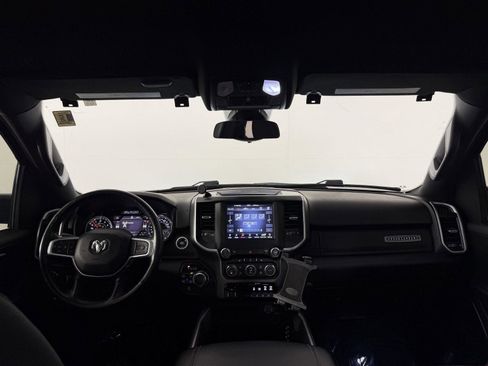 Used 2020 RAM 1500 Big Horn AWD/4WD image 3