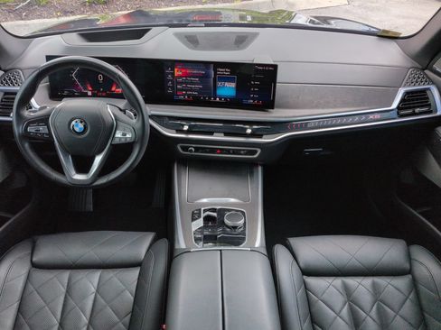 Used 2025 BMW X5 sDrive40i w/ Climate Comfort Package RWD image 15