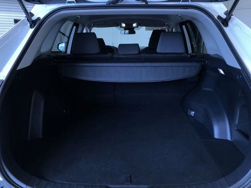 Certified 2025 Toyota RAV4 XLE AWD/4WD image 31
