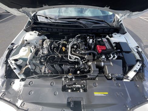 Used 2025 Nissan Altima 2.5 SV image 27